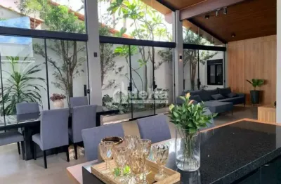 Casa residencial disponível para locação e venda no bairro jardim karaíba em uberlândia mg