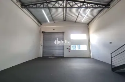 Galpão disponível para locação no bairro jardim holanda em uberlândia-mg