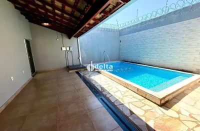 Casa residencial com 2 quartos disponível para locação no bairro jardim canaã em uberlândia-mg.