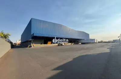 Galpão disponível para locação no bairro distrito industrial em uberlândia-mg