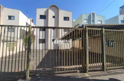 Apartamento disponível para locação no bairro santa mônica em uberlândia-mg