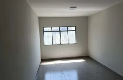 Casa comercial com 4 quartos disponível para locação no bairro centro em uberlândia-mg.