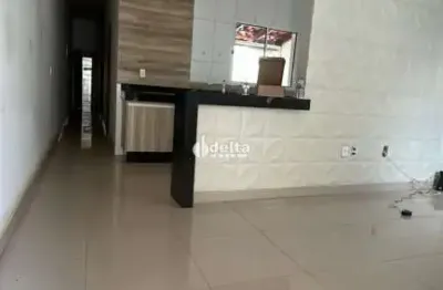 Casa disponível para locação no bairro jardim ipanema em uberlândia-mg
