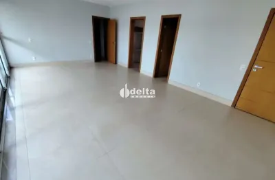 Apartamento com 3 quartos disponível para locação no bairro tabajaras em uberlândia-mg.