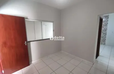 Casa disponível para locação no bairro martins em uberlândia-mg