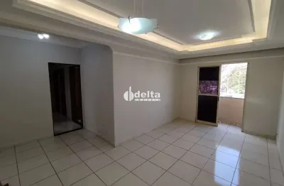 Apartamento com 3 quartos sendo 01 suite, disponível para locação no bairro centro em uberlândia-mg