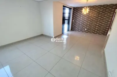 Apartamento com 3 quartos sendo 1 suíte disponível para locação no bairro nossa senhora aparecida em uberlândia - mg.