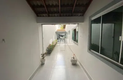 Casa residencial com 4 quartos sendo 2 suítes disponível para locação no bairro pampulha em uberlândia - mg.