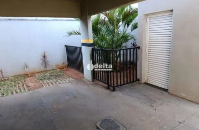 Apartamento com 3 quartos sendo 1 suíte disponível para locação no bairro jardim inconfidência em uberlândia - mg.