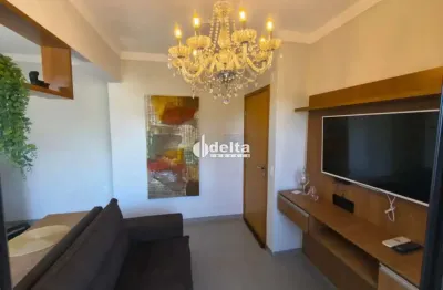 Apartamento mobiliado com 2 quartos sendo 1 suíte disponível para locação no bairro santa mônica em uberlândia - mg.