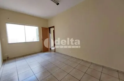 Sala disponível para locação no bairro brasil em uberlândia-mg