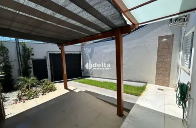 Casa com 2 quartos sendo 1 suíte disponível para locação e venda no bairro jardim europa em uberlândia-mg