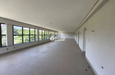 Prédio comercial com habite-se disponível para locação e venda no bairro santa maria em uberlândia - mg.