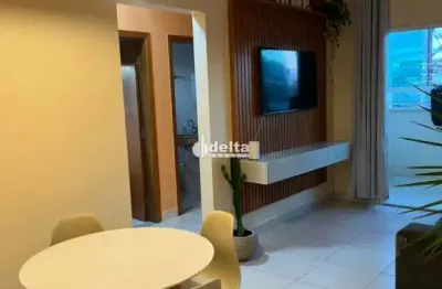 Apartamento com 3 quartos sendo 1 suíte disponível para locação no bairro tibery em uberlândia - mg.