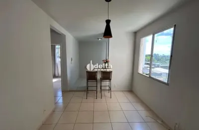 Apartamento com 2 quartos disponível para locação e venda no bairro chácaras tubalina em uberlândia-mg.