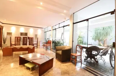 Casa residencial mobiliada com 4 quartos e 1 suíte disponível para locação no bairro lidice em uberlândia-mg.