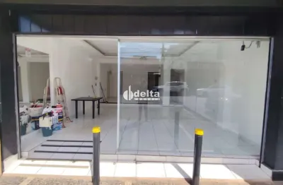 Loja disponível para locação no bairro nossa senhora aparecida em uberlândia-mg.