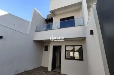 Casa com 3 suítes disponível para locação no bairro bosque dos buritis em uberlândia-mg