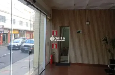 Sala mobiliada disponível para locação no bairro centro em uberlândia-mg