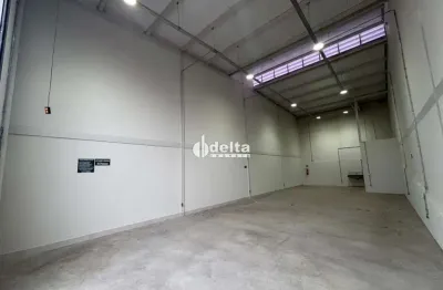 Loja disponível para locação no bairro jaraguá em uberlândia-mg