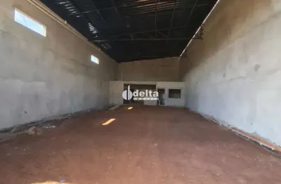 Galpão disponível para locação no bairro santa mônica em uberlândia - mg.