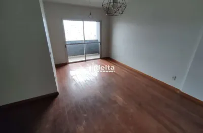 Apartamento 4 quartos com armários, sendo 1 suíte disponível para locação e venda no bairro novo mundo em uberlândia-mg