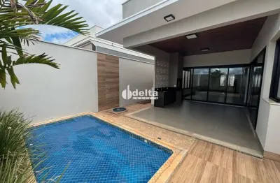 Casa residencial em condomínio com 3 quartos sendo 1 suíte disponível para locação no bairro x`em uberlândia-mg