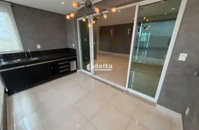 Apartamento com 3 quartos para alugar na Rua Coronel Constantino, 52614, Tabajaras, Uberlândia