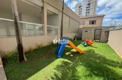 Cobertura com 3 quartos para alugar na Rua Andaraí, 55654, Copacabana, Uberlândia