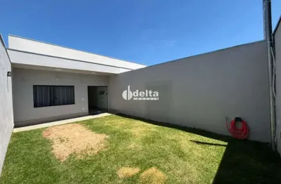 Casa mobiliada com 2 quartos sendo 1 suíte disponível para locação no bairro alto umuarama em uberlândia - mg.