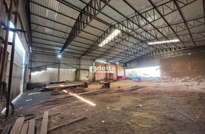 Galpão disponível para locação no bairro tubalina em uberlândia-mg