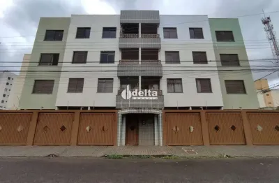 Apartamento com 3 quartos sendo 1 suíte, disponível para locação no bairro Santa Mônica em Uberlândia-MG