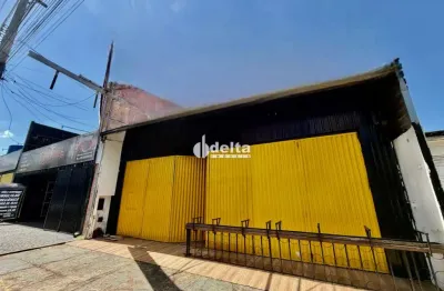 Loja com 450m² disponível para locação no bairro Carajás em Uberlândia-MG