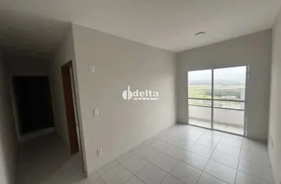 Apartamento com 2 quartos sendo 1 suíte, disponível para locação no bairro Portal do Vale em Uberlândia-MG