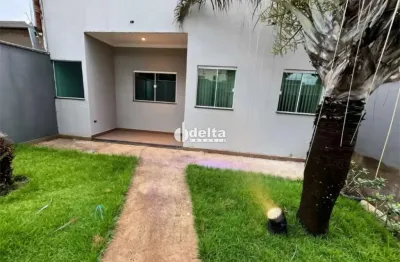 Casa residencial com 3 quartos sendo 1 suíte, disponível para locação no bairro Nova Uberlândia em Uberlândia-MG
