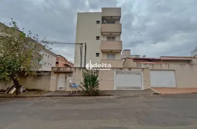 Apartamento com 2 quartos sendo 1 suíte disponível para venda no bairro Santa Mônica em Uberlândia-MG
