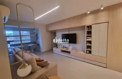 Apartamento mobiliado com 3 quartos com 1 suíte e uma suíte máster, disponíveis para locação no bairro Copacabana em Uberlândia-MG