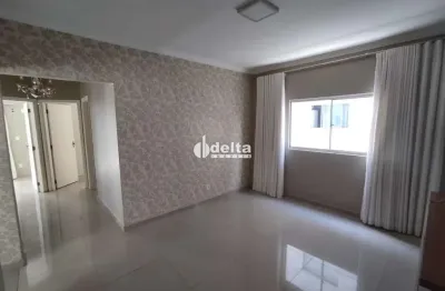 Apartamento com 3 quartos sendo 1 suíte, disponível para locação no bairro Santa Mônica em Uberlândia-MG