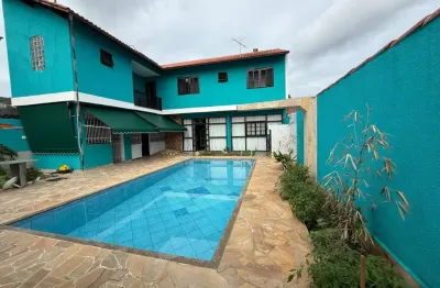 Casa com 4 quartos à venda na Rua Escrivão Cezar March, 53, Maravista, Niterói