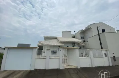Casa com 2 quartos à venda na Rua Eng. Anibal Torres Costa, Oficinas, Tubarão