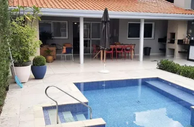 Casa com 5 quartos para alugar na Praia do Lazaro, Ubatuba 