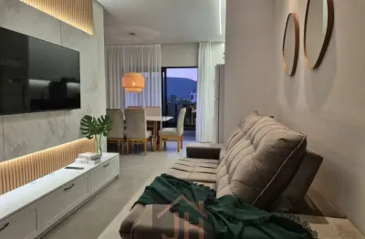 Mariscal, cobertura, nova, 91 mts2, 02 suítes, finamente mobiliado e decorado, móveis de alto padrão, terraço c/ churrasqueira e vista panorâmica