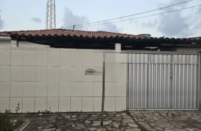 Casa no jardim cidade universitária/bancários com 3 quartos sendo 1 suíte + dce
