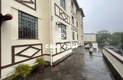 Apartamento térreo localizado no edifício alayde, quitandinha em petrópolis