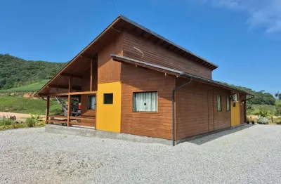 Casa à venda no Centro, São Pedro de Alcântara 