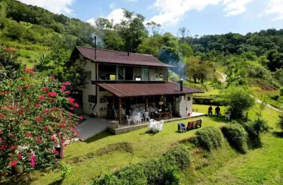 Chácara / sítio com 2 quartos à venda na Estrada Geral, 1, Cubatão, São Pedro de Alcântara