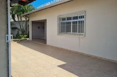 Casa para venda em itanhaém, satélite, 1 dormitório, 1 suíte, 1 banheiro, 2 vagas