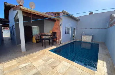 Casa para Venda em Itanhaém, Tupy, 3 dormitórios, 2 suítes, 2 banheiros, 4 vagas