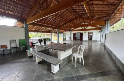 Chácara com 05 dormitórios , piscina e lago  para venda, peruíbe / sp