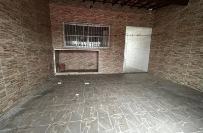 Casa com  2 dormitórios para venda, na praia do suarão em  itanhaém / sp